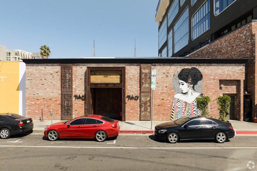 More Photos Of 6445 W Sunset Blvd, Los Angeles Storefront Retail Office For Sale