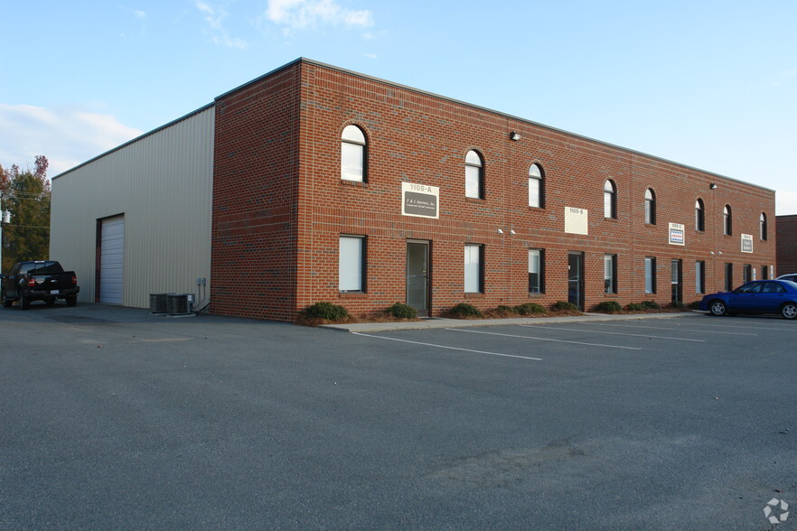 Primary Photo Of 1105 Technology Dr, Indian Trail Warehouse For Lease