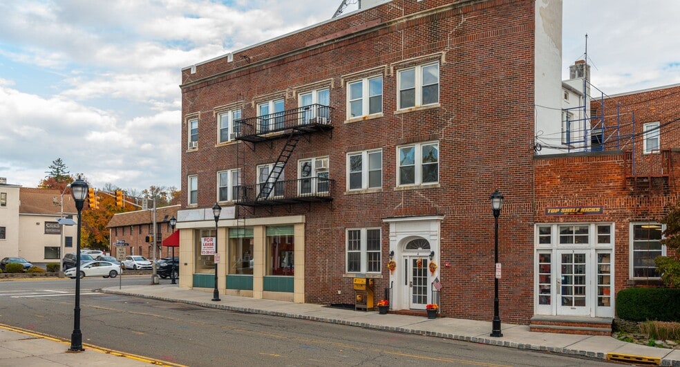 More Photos Of 260 Bloomfield Ave, Caldwell Office Residential For Lease