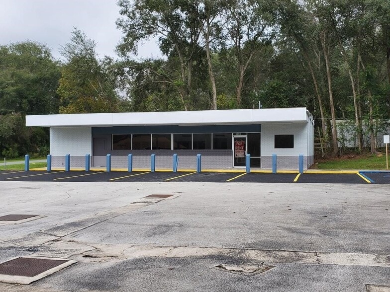 Primary Photo Of 3383 E Gulf To Lake Hwy, Inverness Convenience Store For Lease
