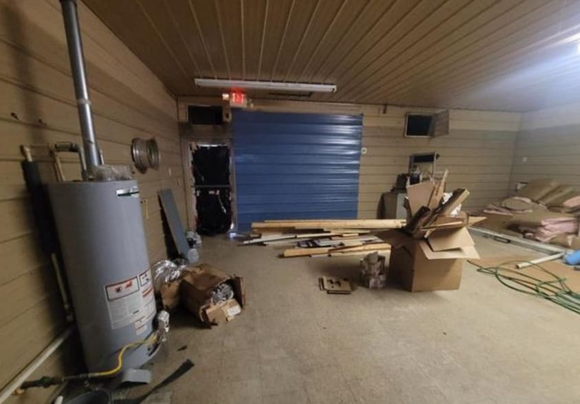 More Photos Of 214 W Main St, Elizabeth Restaurant For Sale