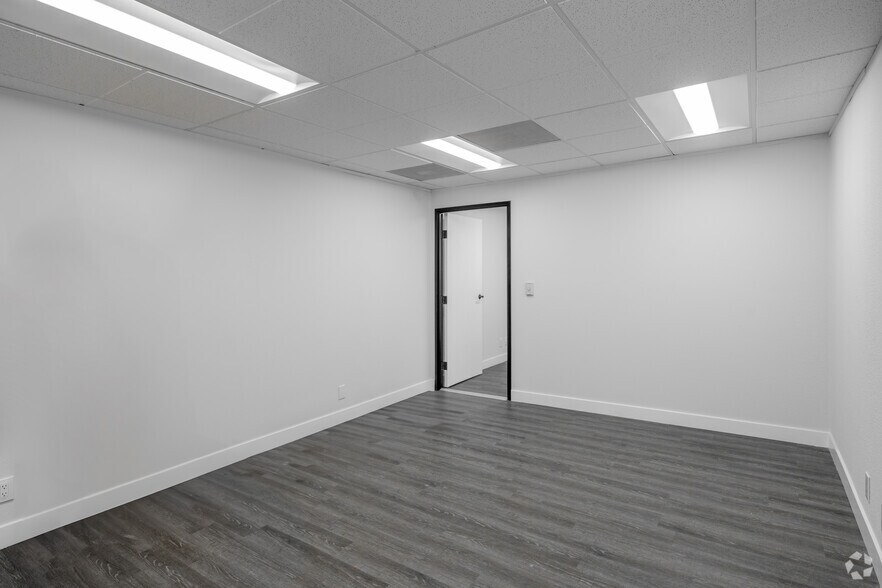 More Photos Of 23591 El Toro Rd, Lake Forest Unknown For Lease