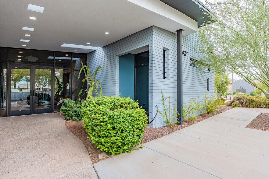 More Photos Of 1702 E McNair Dr, Tempe Office Residential For Lease