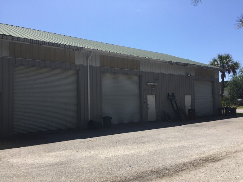 More Photos Of 326 Browns Cove Rd, Ridgeland Office For Sale