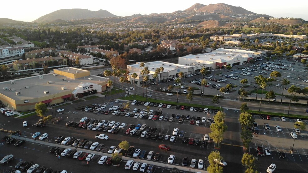 More Photos Of 420-450 N McKinley St, Corona Freestanding For Lease