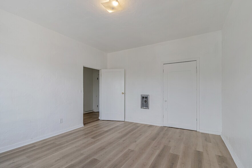 More Photos Of 1360 Berkeley Way, Berkeley Apartments For Sale
