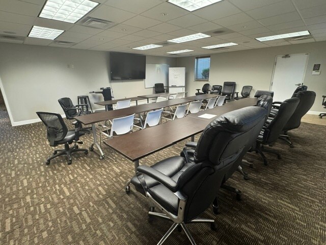 More Photos Of 11503 Springfield Pike, Cincinnati Office For Lease