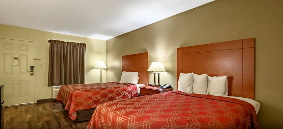 More Photos Of 1500 US Highway 72 E, Athens Hotel For Sale