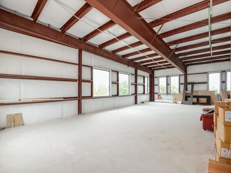 More Photos Of 11450 Space Center Blvd, Houston Medical For Lease