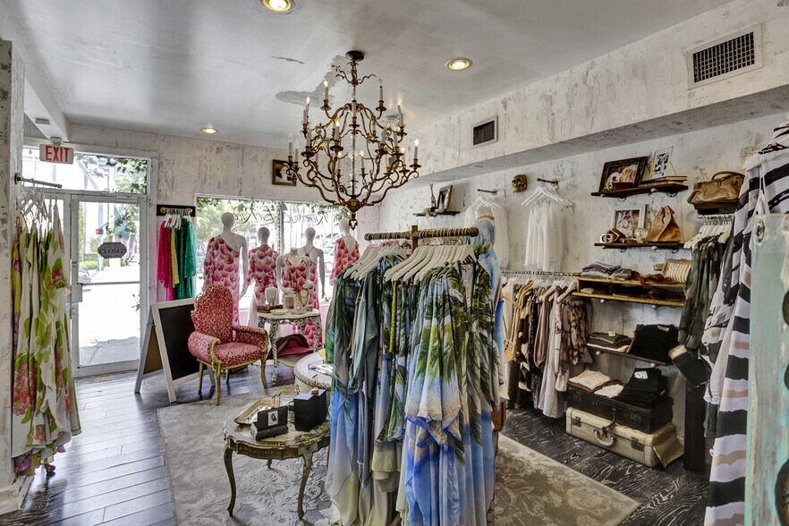 More Photos Of 3400 N Miami Ave, Miami Storefront Retail Office For Sale