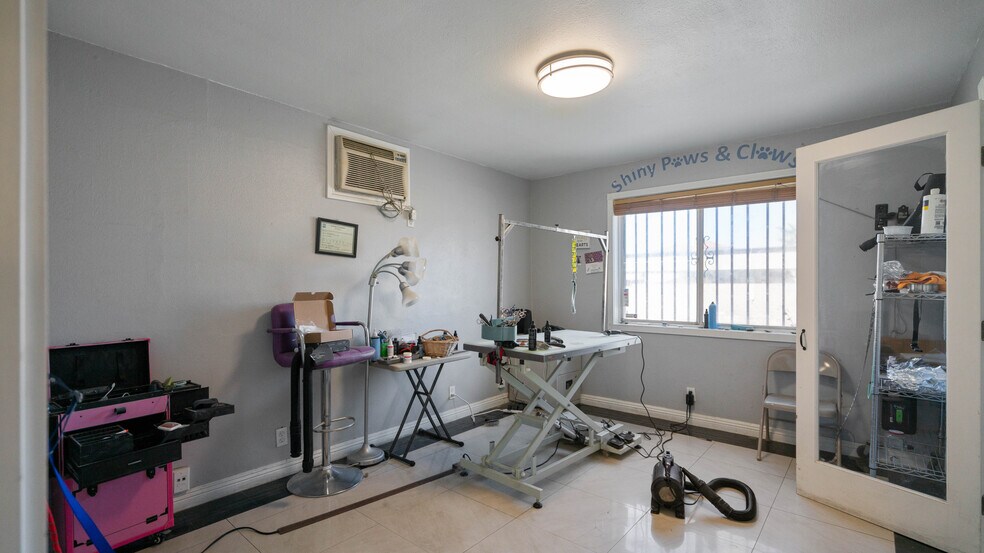 More Photos Of 16379 Foothill Blvd, Fontana Loft Creative Space For Sale