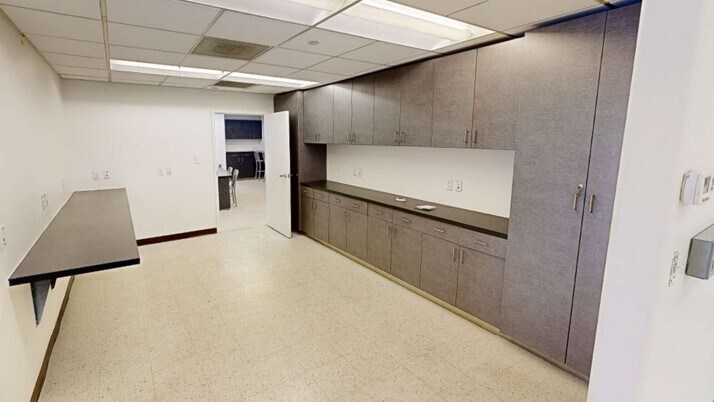 More Photos Of 1232 E Baseline Rd, Tempe Office For Sale