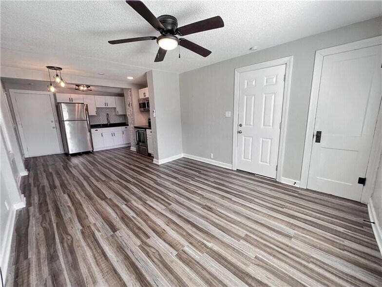 More Photos Of 844 Washington Blvd, Kansas City Apartments For Sale