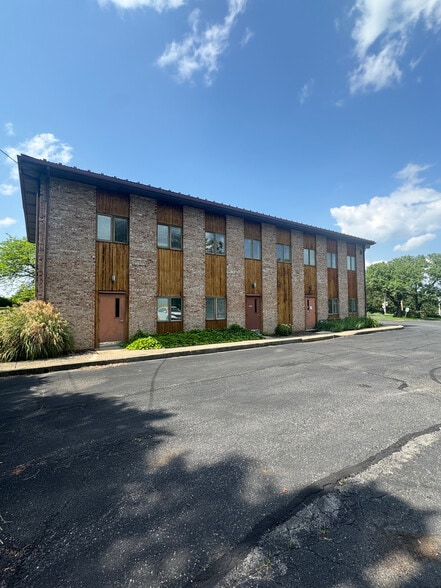 More Photos Of 410 W State St, Mertztown Medical For Sale