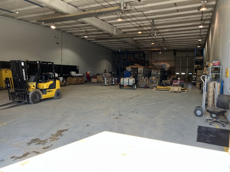 More Photos Of 305 Executive Park Dr NE, Concord Warehouse For Lease