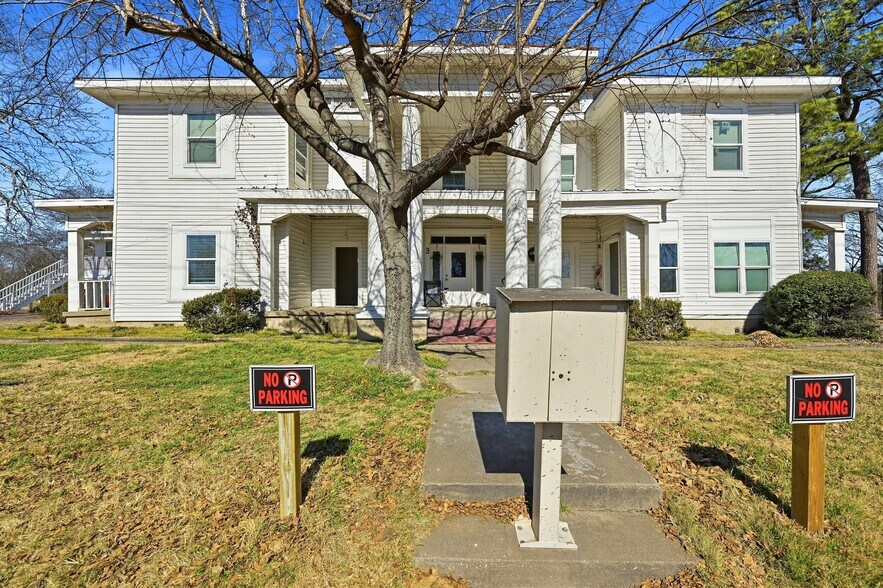 More Photos Of 3720 Sockwell Blvd, Greenville Apartments For Sale
