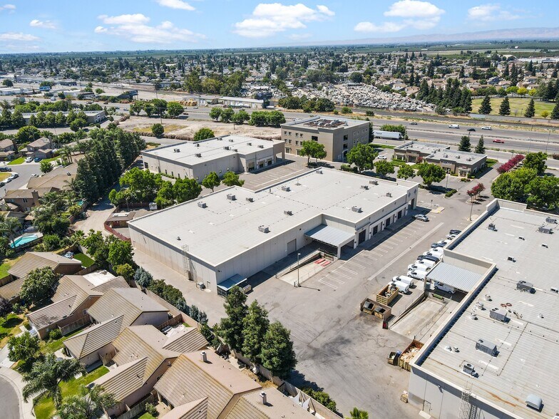 More Photos Of 5256 Pirrone Ct, Salida Warehouse For Lease
