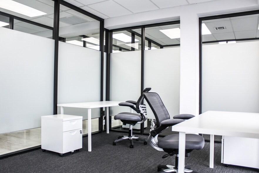 More Photos Of 221 W Hallandale Beach Blvd, Hallandale Beach Office For Lease