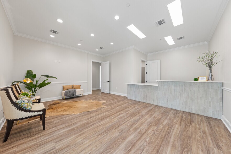 More Photos Of 1102 Apollo Road, Scott Office For Sale