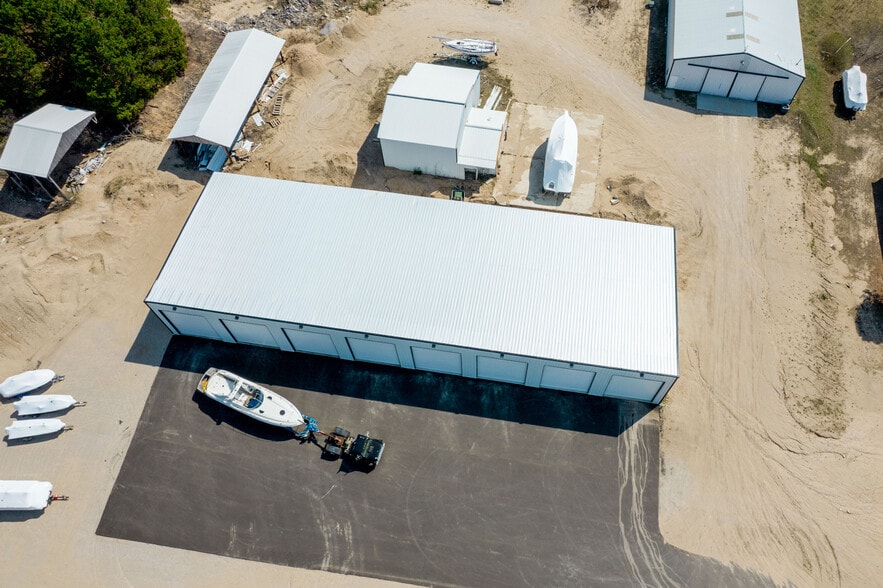 More Photos Of 8597 Bingham Rd, Traverse City Warehouse For Sale
