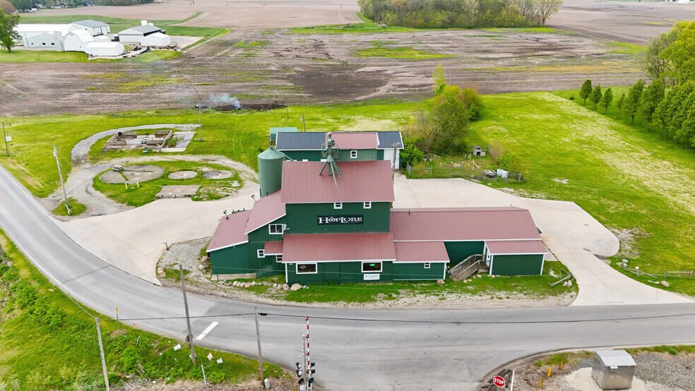 More Photos Of 100 S Old State Road 15, Leesburg Restaurant For Sale