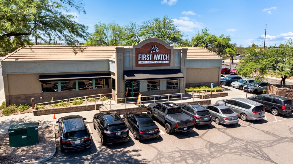More Photos Of 4775 E Grant Rd, Tucson Restaurant For Sale