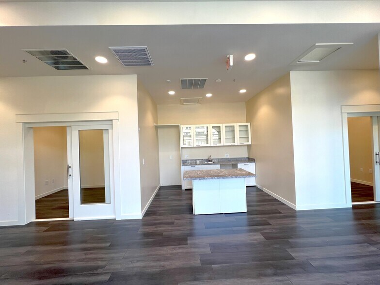 More Photos Of 1364-1378 El Camino Real, Santa Clara Storefront Retail Office For Lease