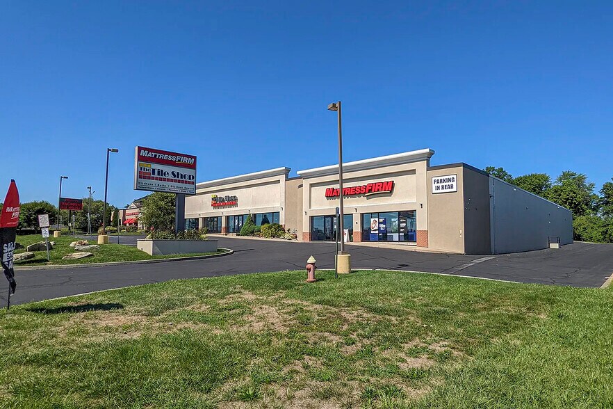 More Photos Of 2272 E Lincoln Hwy, Langhorne Freestanding For Sale