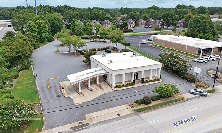 Primary Photo Of 500 N Main St, Mauldin General Retail For Sale