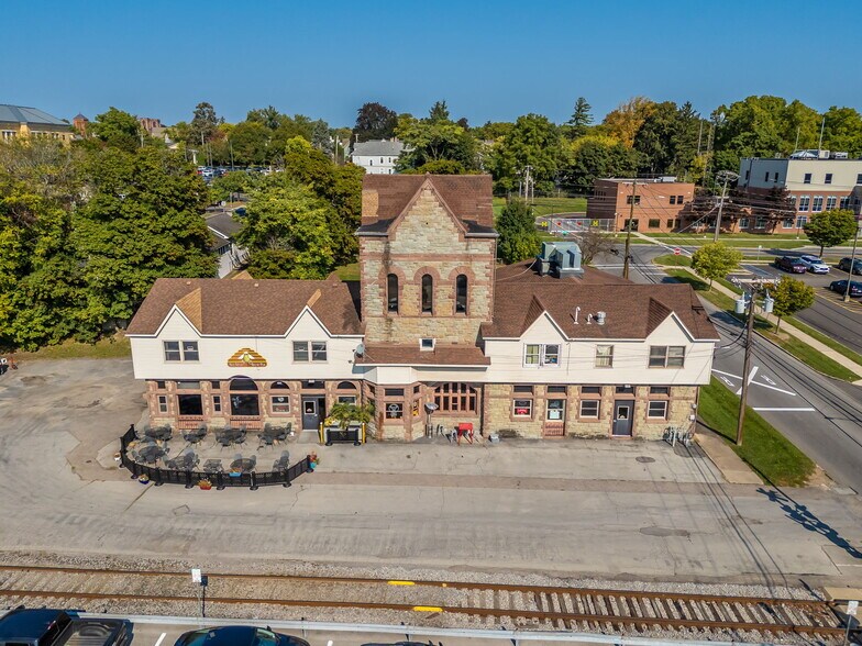 More Photos Of 20 Pleasant St, Canandaigua Office For Sale