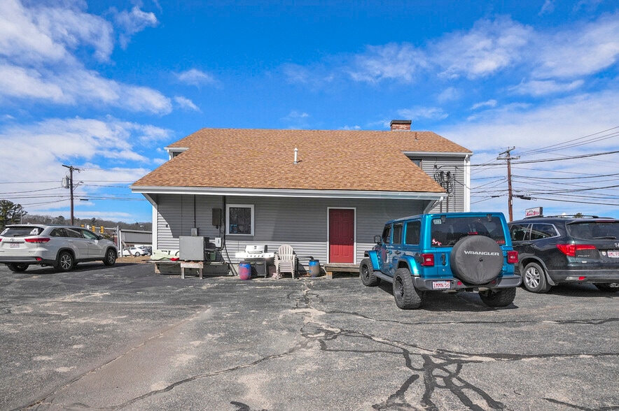 More Photos Of 325 Southbridge St, Auburn Storefront Retail Office For Sale