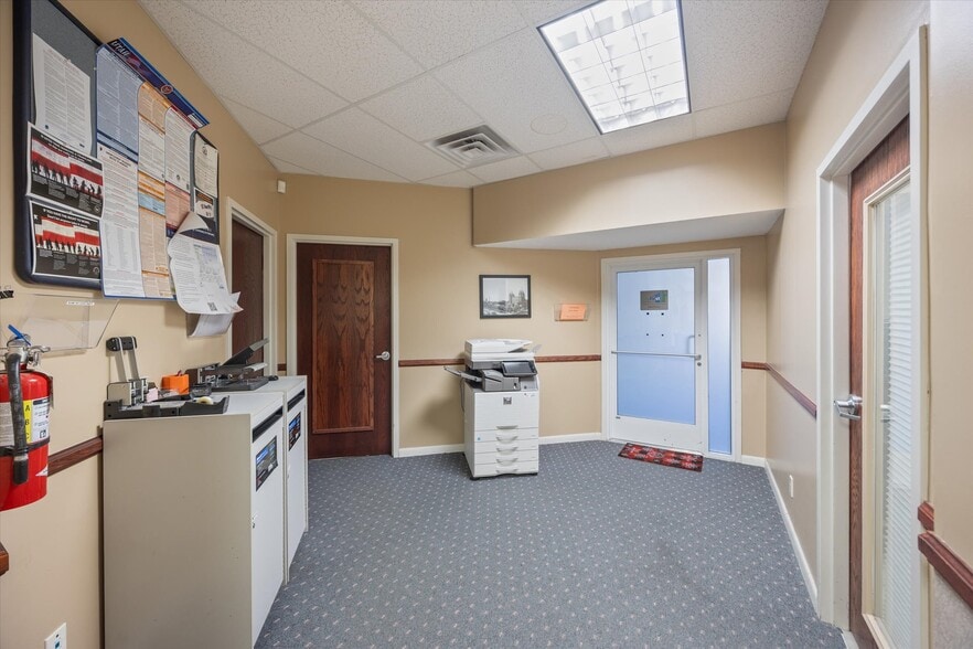 More Photos Of 750 S Main St, Bountiful Loft Creative Space For Sale