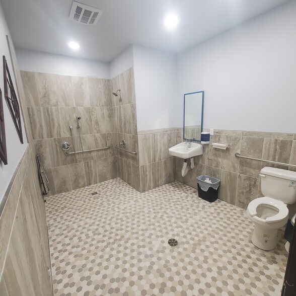 More Photos Of 8573 Morrison Creek Dr, Sacramento Warehouse For Sale