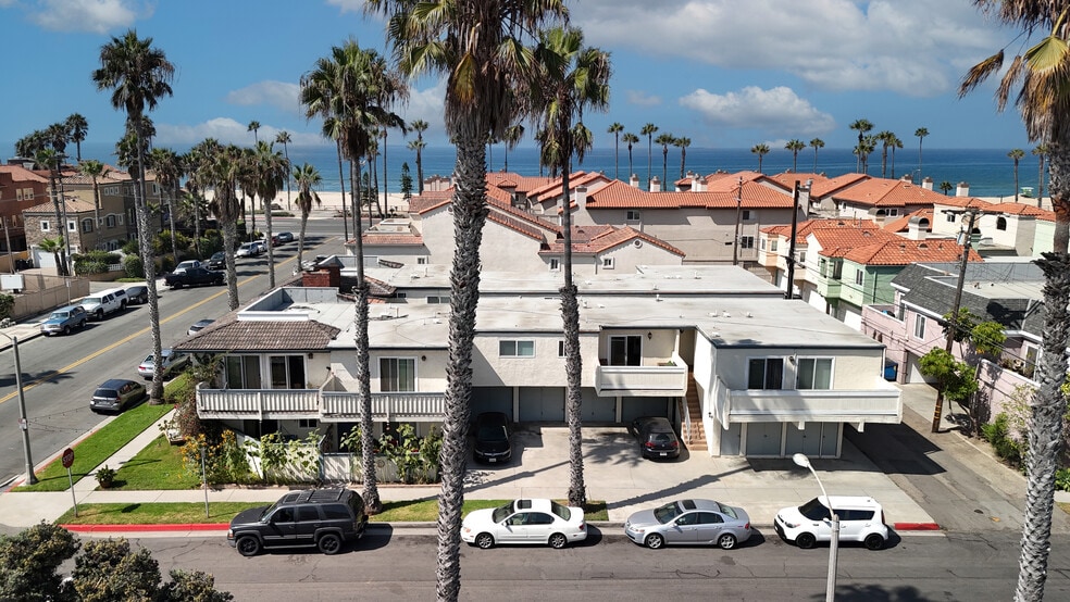 More Photos Of 119 14th St, Huntington Beach Multifamily For Sale