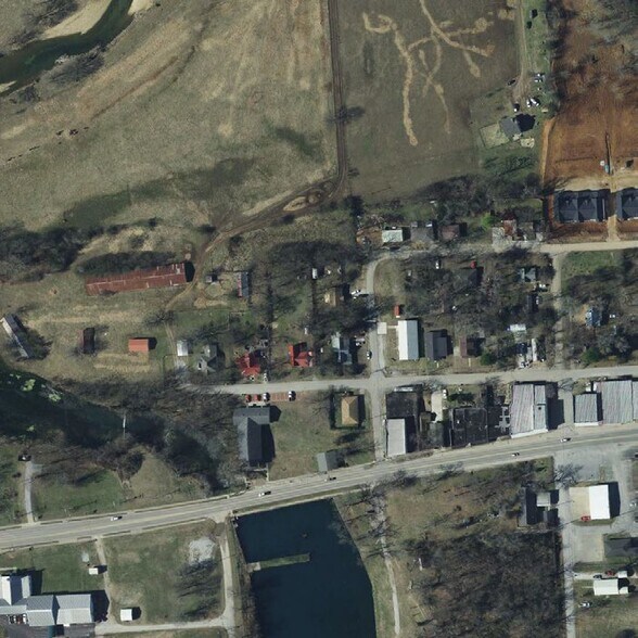 More Photos Of 162 Grading Ln, Cave Springs Unknown For Lease