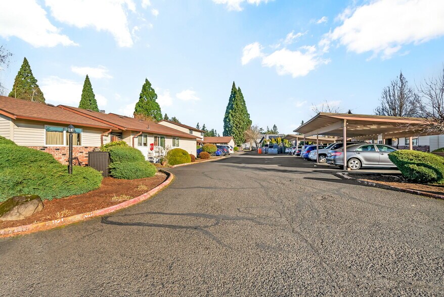 More Photos Of 2341 SE 152nd Ave, Portland Apartments For Sale