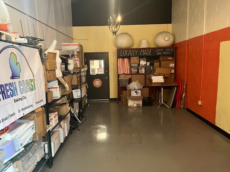 More Photos Of 4731 Bellevue St, Detroit Warehouse For Lease