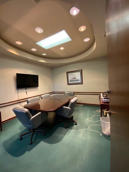 More Photos Of 25548 Genesee Trail Rd, Golden Office For Sale