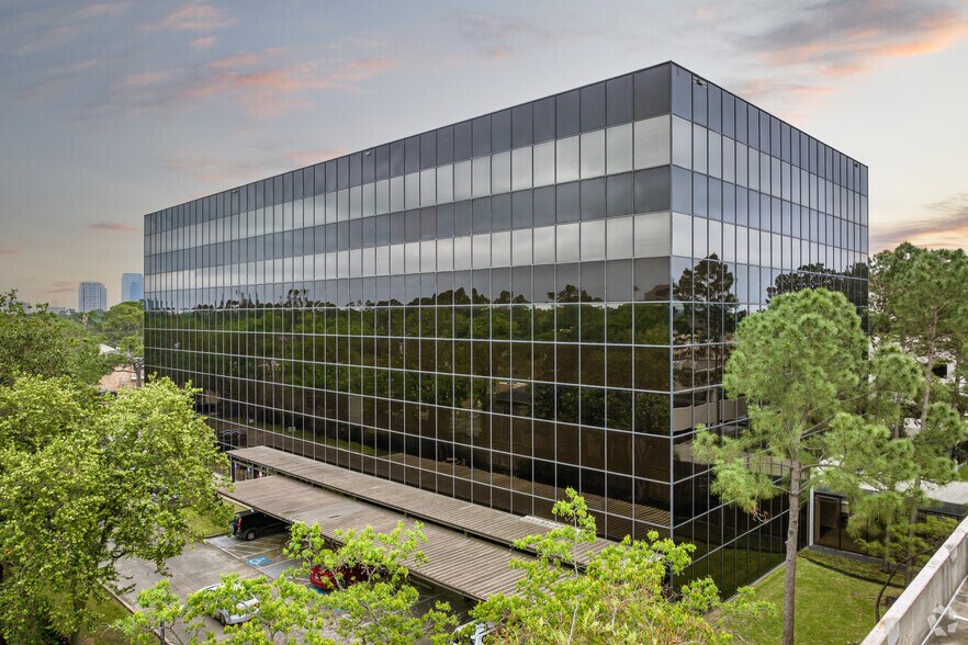 More Photos Of 750 Bering Dr, Houston Office For Lease
