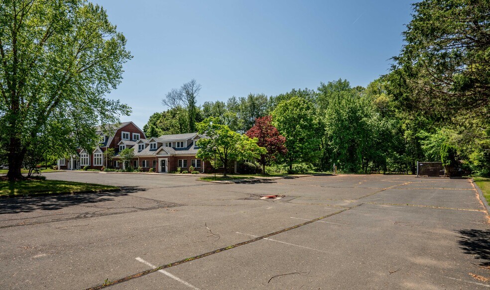 More Photos Of 1170 Ellington Rd, South Windsor Loft Creative Space For Sale