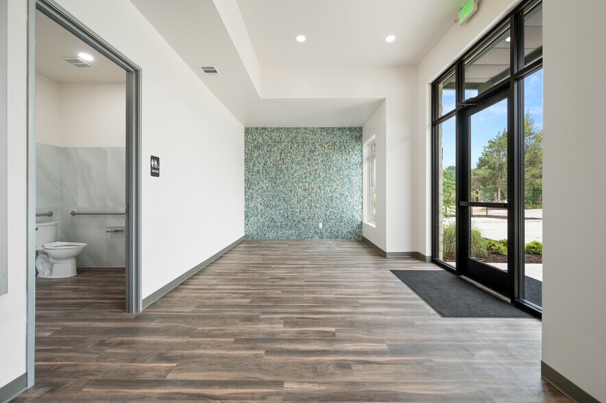 More Photos Of 1360 N Kimball Ave, Southlake Medical For Lease