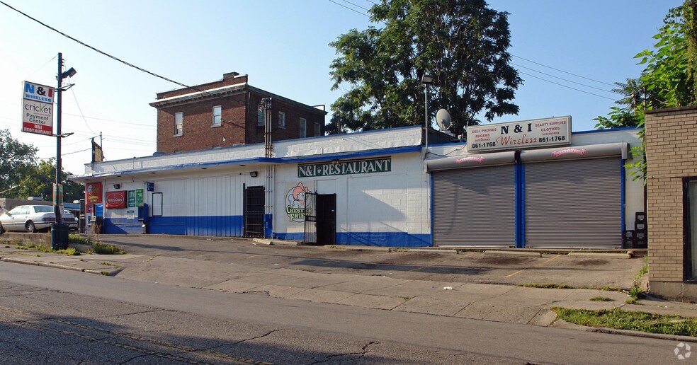 More Photos Of , Cincinnati General Retail For Sale