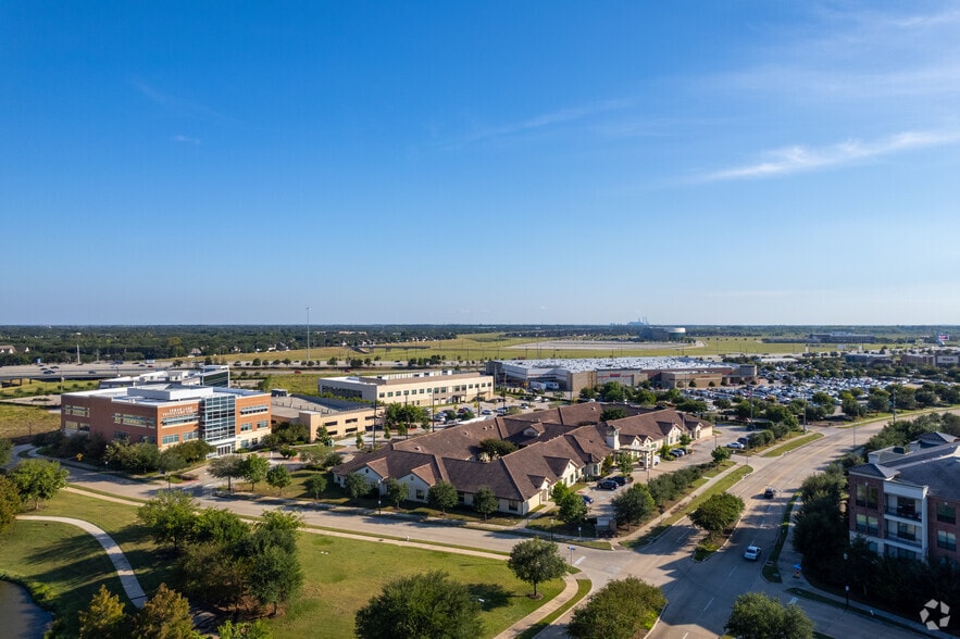 More Photos Of 7616 Branford Pl, Sugar Land Medical For Lease