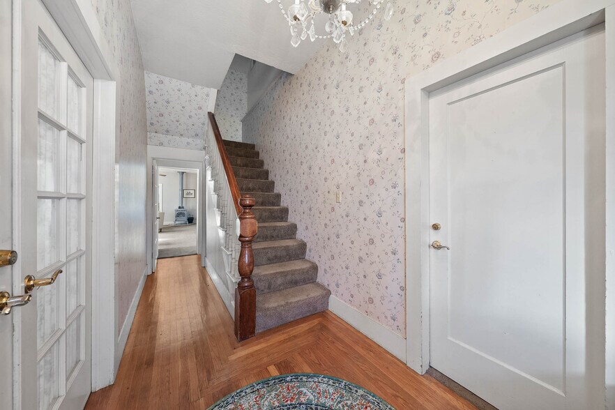 More Photos Of 825 N Forbes St, Lakeport Specialty For Sale