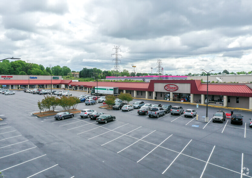 Primary Photo Of 3001S S Cannon Blvd, Kannapolis Unknown For Lease