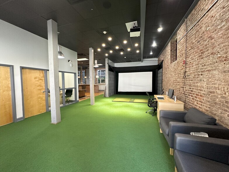 More Photos Of 803 N Trade St, Winston-Salem Office For Lease