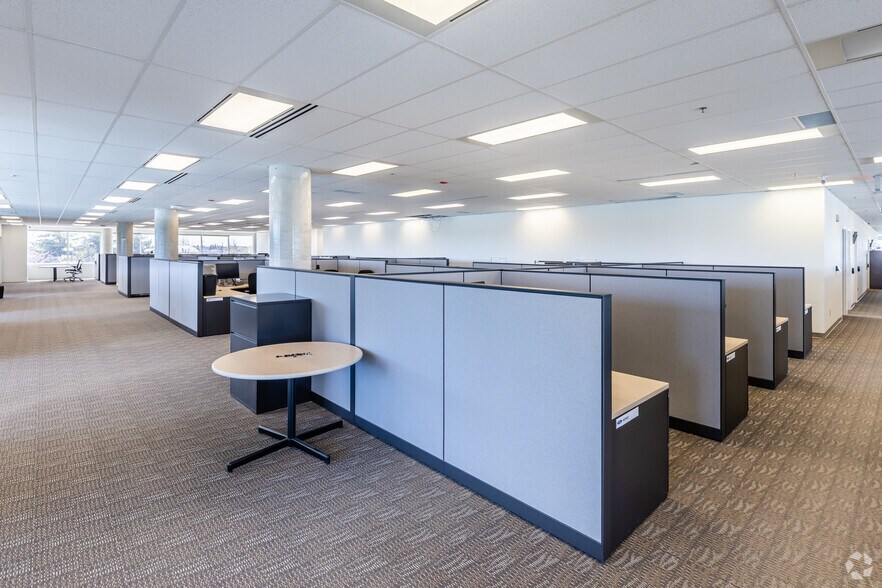 More Photos Of 770 Palladium Dr, Ottawa Office For Lease