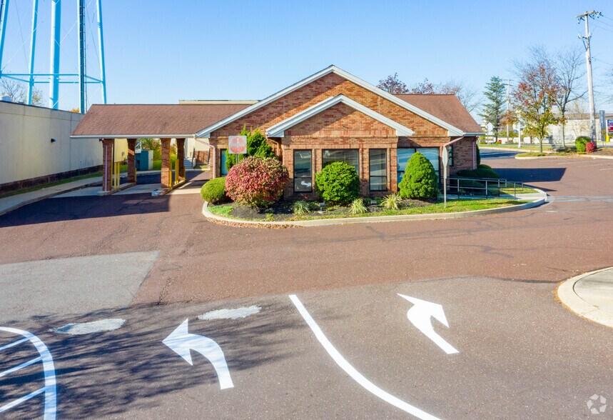 More Photos Of 2186 E High St, Pottstown Freestanding For Sale