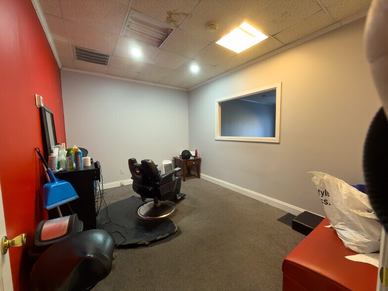 More Photos Of 3385 Hall Cir, Duluth Office For Sale