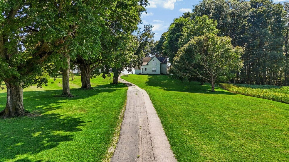 More Photos Of 1499 W Division Rd, Franklin Land For Sale
